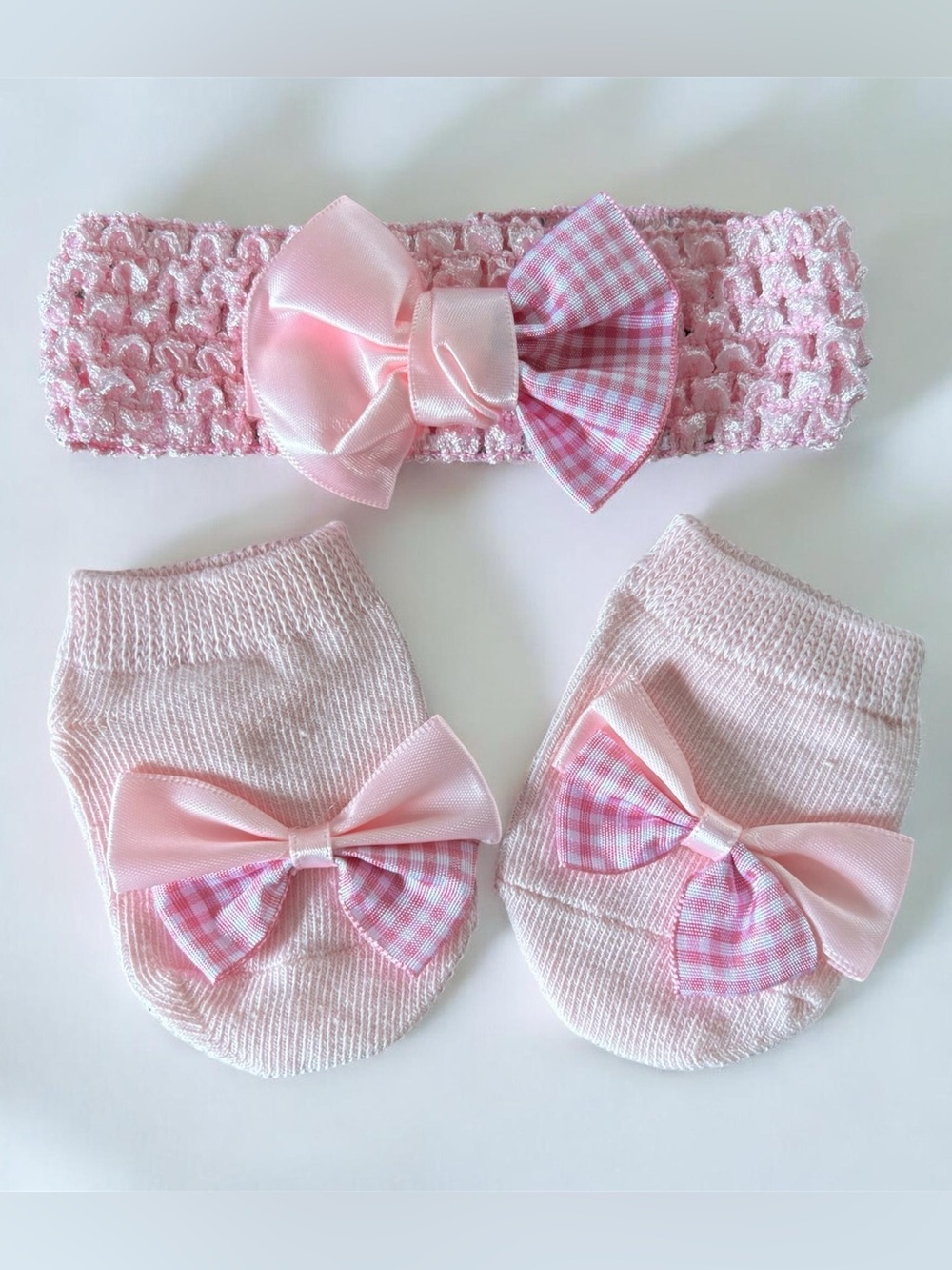 10/$15 Set of Adorable Pink Gingham Headband and Socks Baby Girl